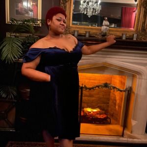 Meet your Posher, Keisha